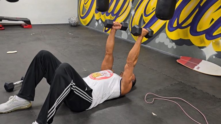 10min Workout Nr. 10 mit Springseil und Kurzhantel